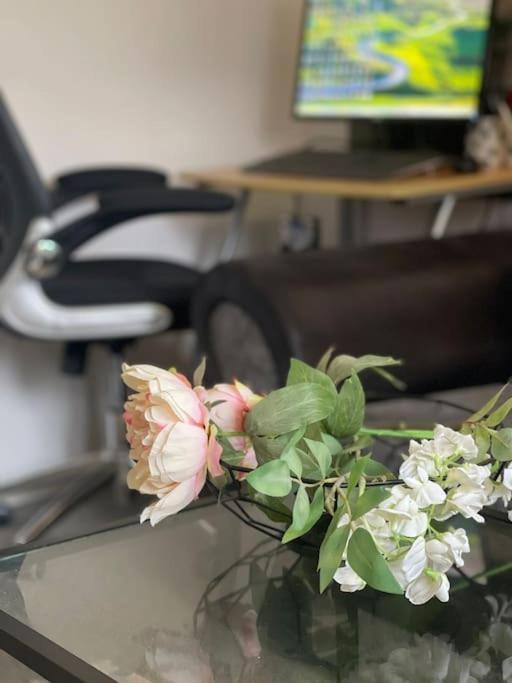 Appartamento Private Close To Train Station *